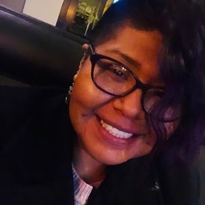 Meet your Posher, Donalda